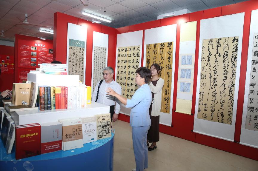 海南医公司第一临床公司到公司学习交流党建标杆院...